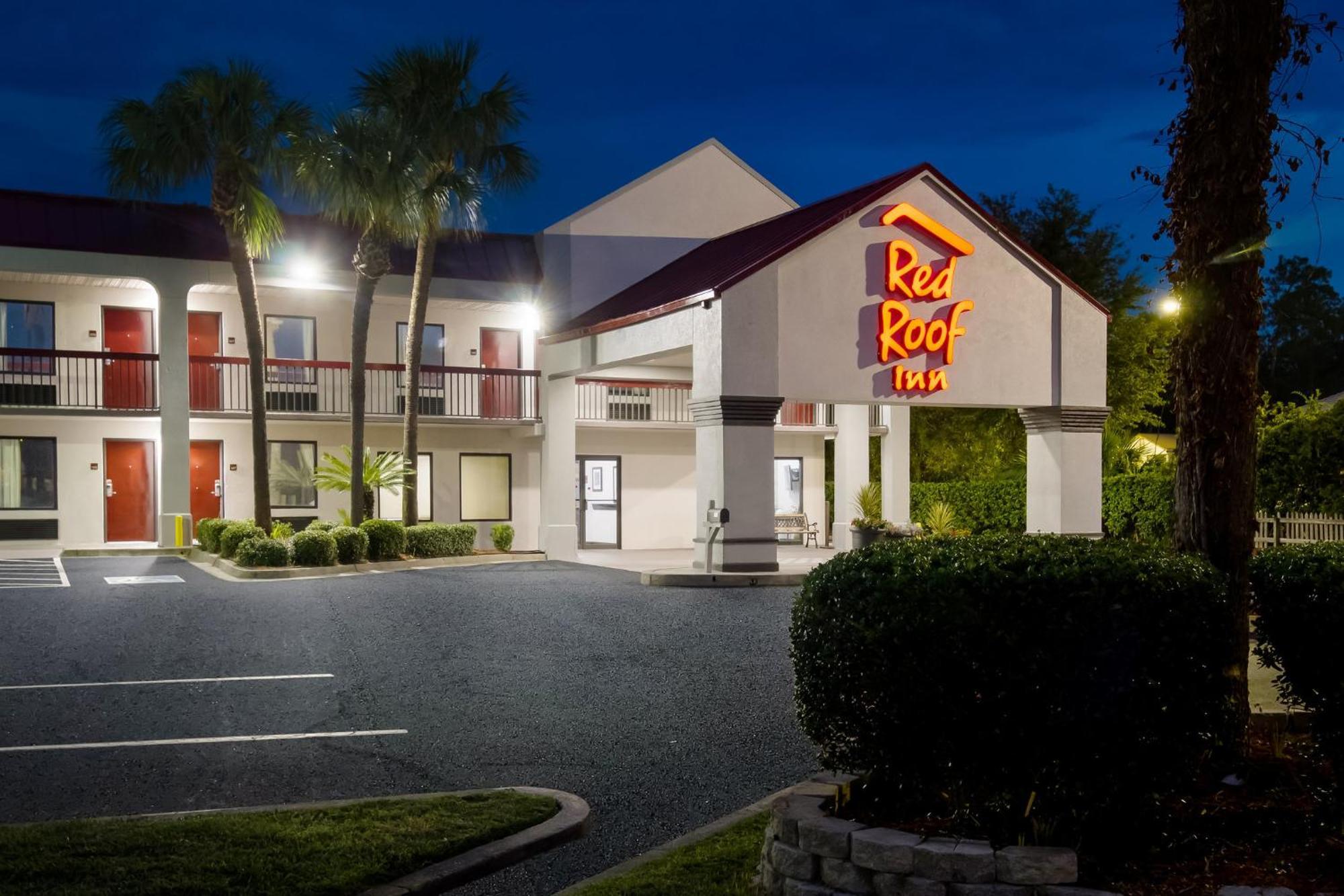 Hotel Red Roof